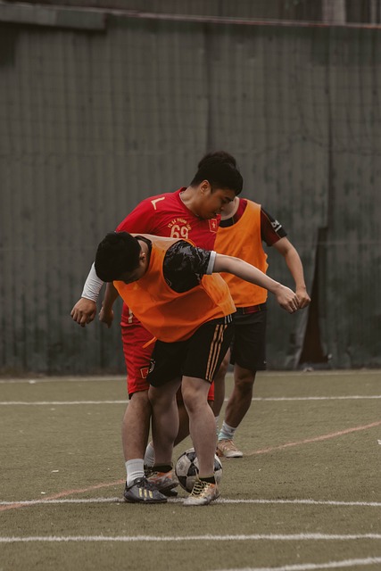 CBA杯战报：洛夫顿19分，上海101-78大胜香港金牛