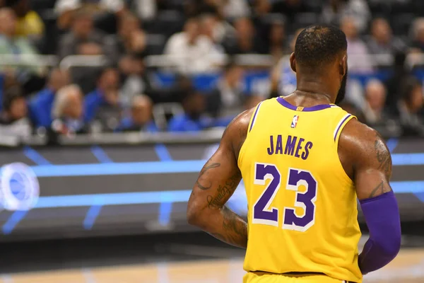 球迷：这队已经提前预定冠军