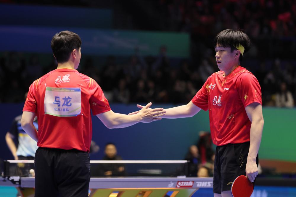 当世第1人！2脚无解世界波，26岁姆巴佩创4纪录，对手主帅崩溃了